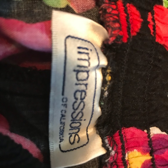 Flower/Cherry vintage pants. - Picture 2 of 3